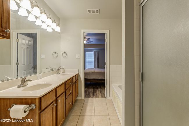 APT-4 - 2109 Main St, Condo with 3 bedrooms, 4 bathrooms and null parking in Lubbock TX | Image 36
