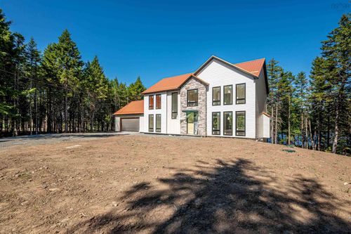 83 Canoe Cres, Hammonds Plains, NS, B4B2P6 | Card Image