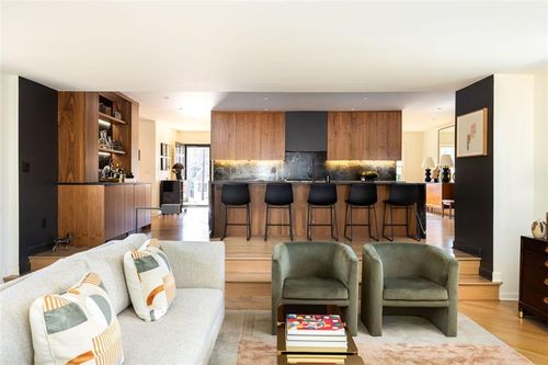 902 Cumberland Rd Ne, Atlanta, GA, 30306-3255 | Card Image