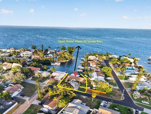 4200 Beach Drive Se, ST PETERSBURG, FL, 33705 | Card Image