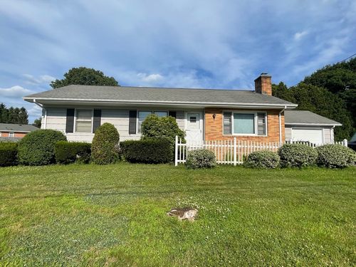 165 Haven Ave, Chicopee, MA, 01013-3435 | Card Image