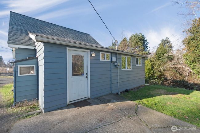325 E State Route 4, House other with 3 bedrooms, 1 bathrooms and 1 parking in Cathlamet WA | Image 23