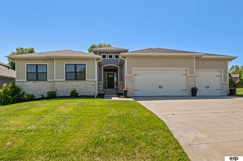 7816 N 160th Cir, Bennington, NE, 68007-1871 | Card Image