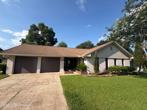 2421 Sunkist Country Club Road, Biloxi, MS, 39532 | Card Image