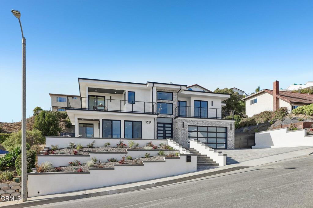 Residential in Ventura 4