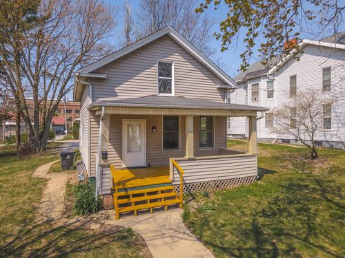 706 N Prairie St, Bloomington, IL, 61701-3018 | Card Image