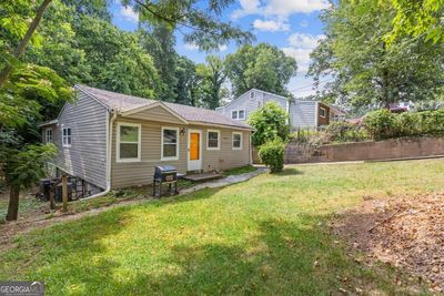 2825 3rd Avenue Sw, House other with 2 bedrooms, 2 bathrooms and 4 parking in Atlanta GA | Image 2