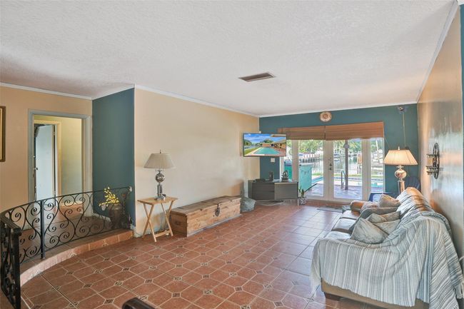 6091 Sw 14 Th St, House other with 4 bedrooms, 2 bathrooms and null parking in Plantation FL | Image 10