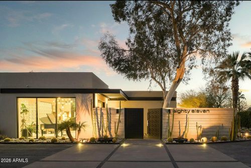 8011 E Larkspur Dr, Scottsdale, AZ, 85260-5239 | Card Image