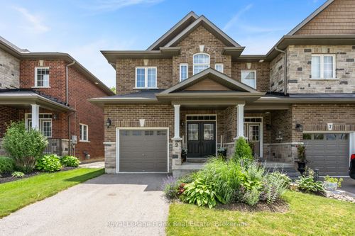 9 Michael Cummings Crt, Uxbridge, ON, L9P0E6 | Card Image