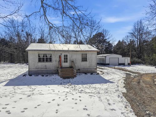 121 Pumpkin Center Cir, Quitman, AR, 72131-8881 | Card Image