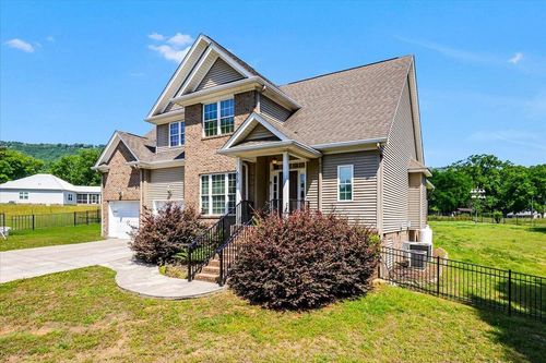 629 Godsey Ln, Chattanooga, TN, 37415-1215 | Card Image