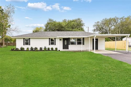 210 Mark Dr, Des Allemands, LA, 70030-3208 | Card Image