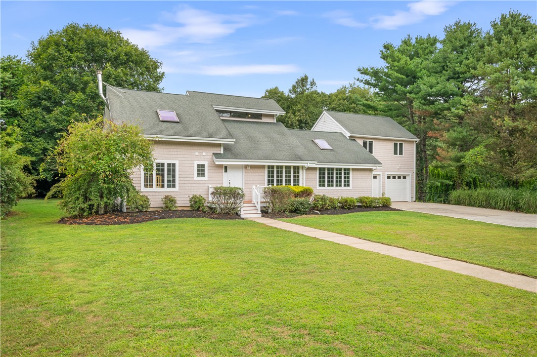 Nob Ct, Westerly, RI 02891