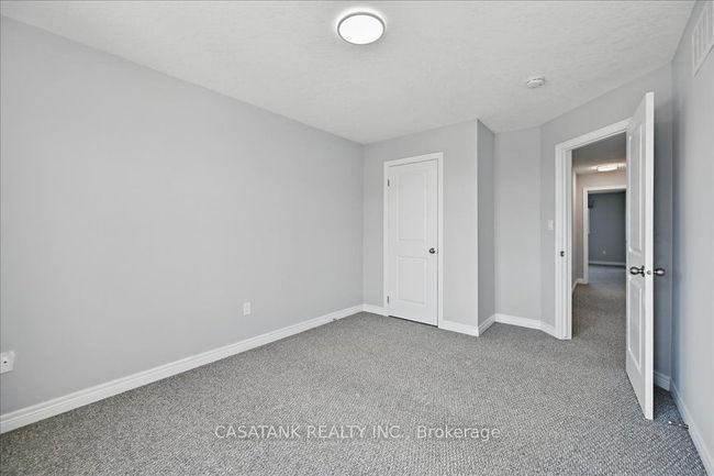 103 Springvalley Cres, House attached with 4 bedrooms, 3 bathrooms and 2 parking in Hamilton ON | Image 25