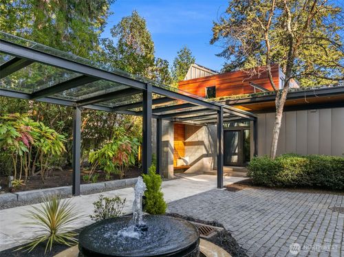 7268 Madrona Dr Ne, Bainbridge Island, WA, 98110-3934 | Card Image