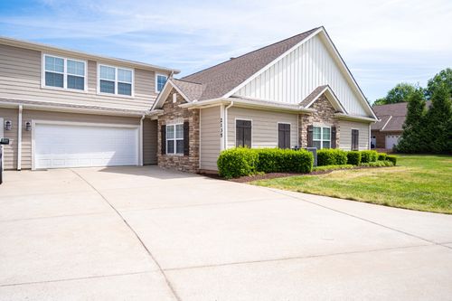 2135 Stonecenter Ln, Murfreesboro, TN, 37128 | Card Image