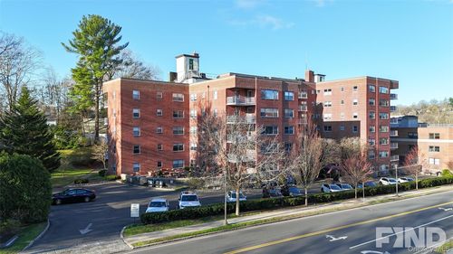 ln-50 Popham Rd # Is, Scarsdale, NY, 10583 | Card Image
