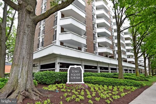 ph826-700 7th St Sw, WASHINGTON, DC, 20024-2442 | Card Image
