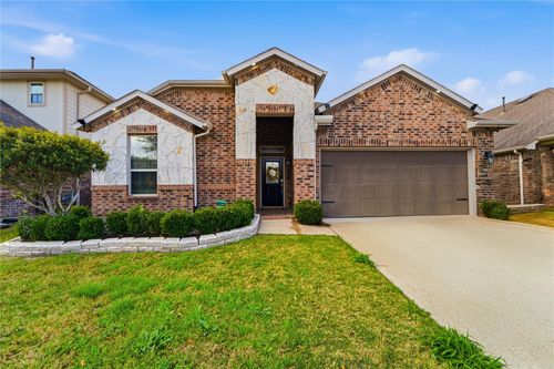 9538 Ocean Dr, Iowa Colony, TX, 77583-1603 | Card Image