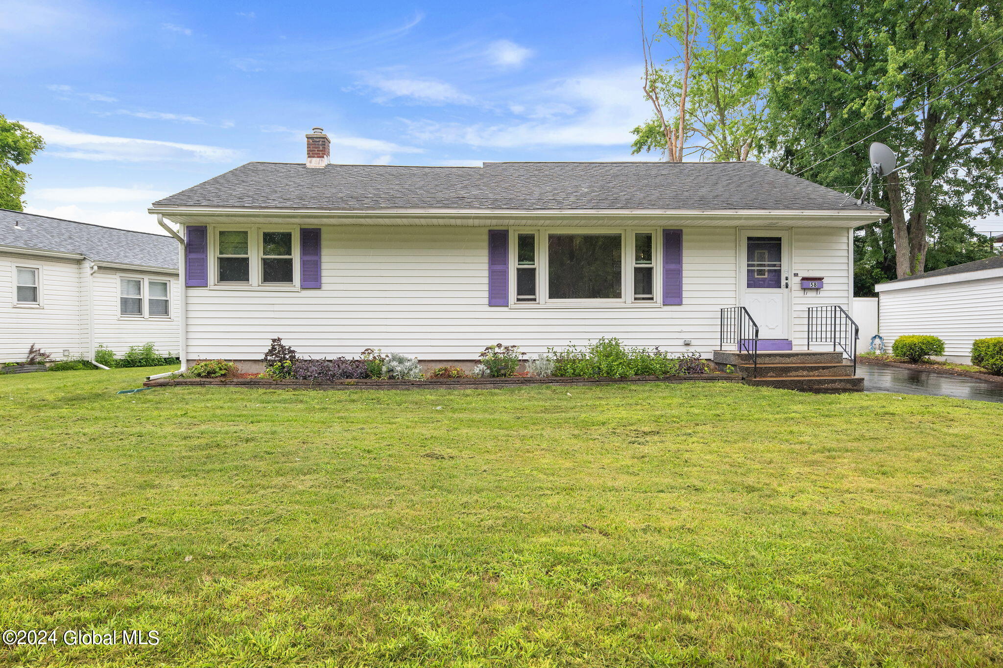 Glenwood St, Albany, NY 12208