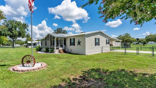 332 Cesara Dr, MULBERRY, FL, 33860-8317 | Card Image