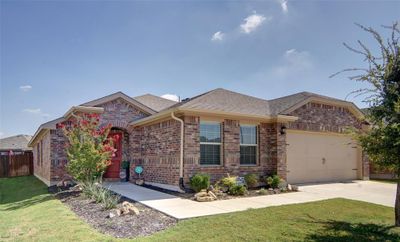 9128 High Stirrup Lane, House other with 5 bedrooms, 2 bathrooms and null parking in Fort Worth TX | Image 1