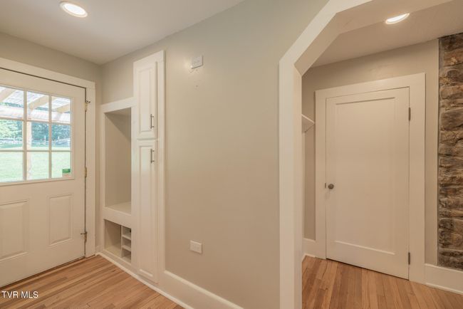 31232 Hollyfield Rd, House other with 3 bedrooms, 3 bathrooms and null parking in Damascus VA | Image 19