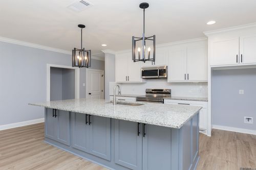 7069 E Upland Ave, Baton Rouge, LA, 70812 | Card Image