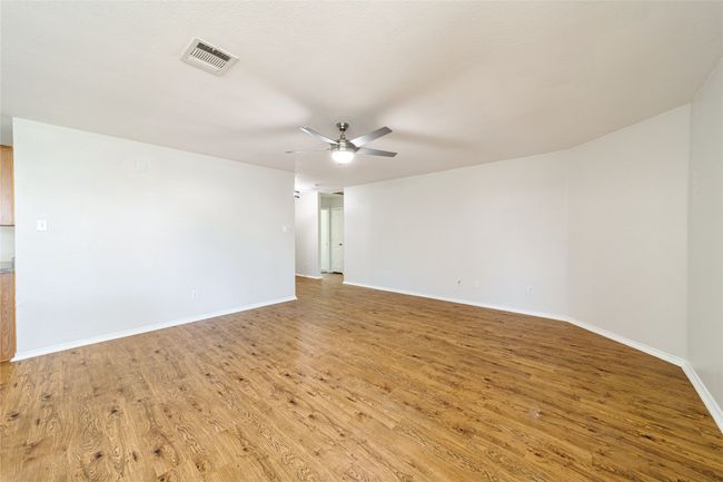4026 Red Rock Dr, House other with 4 bedrooms, 2 bathrooms and null parking in Heartland TX | Image 19