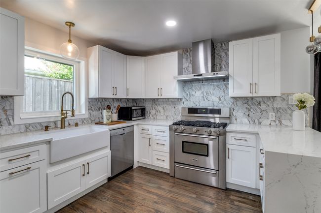 7127 E Mockingbird Ln, House other with 2 bedrooms, 2 bathrooms and null parking in Dallas TX | Image 12