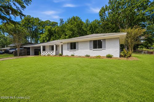 335 Saint Joe Boulevard, Pearl, MS, 39208 | Card Image