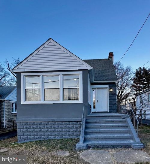 3716 E Northern Pkwy, BALTIMORE, MD, 21206-1535 | Card Image