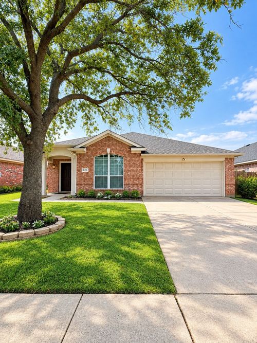 625 Soledad St, Arlington, TX, 76002-4211 | Card Image