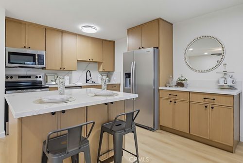 103-635 S Prospect, Redondo Beach, CA, 90277 | Card Image