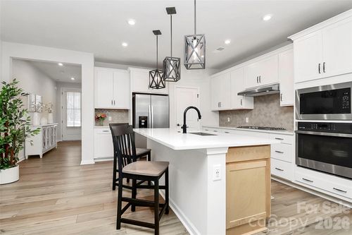 8137 Franklin Trail St, Mint Hill, NC, 28227-1103 | Card Image