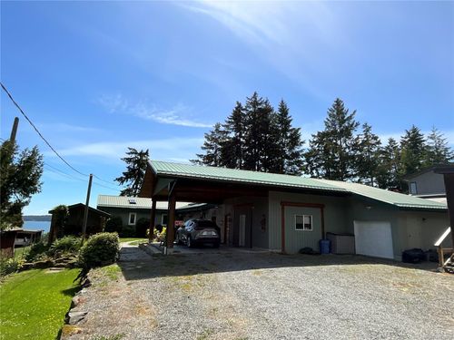 2495 Spring Beach Dr, Gabriola Island, BC, V0R1X7 | Card Image