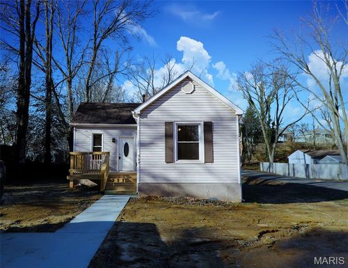 717 N Morrison Ave, Collinsville, IL, 62234-3919 | Card Image