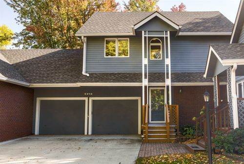 5918 Aspen Cir, Johnston, IA, 50131-2032 | Card Image