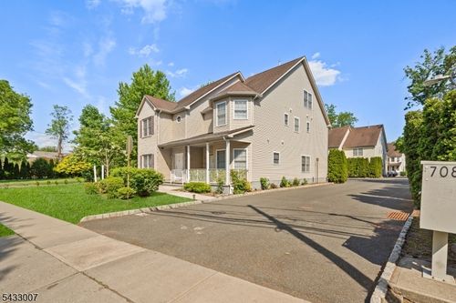 2-708 E Front St, Plainfield, NJ, 07062-1081 | Card Image