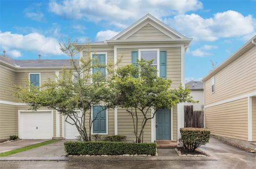 1722 Redwing Bluff Dr, Houston, TX, 77009-2466 | Card Image
