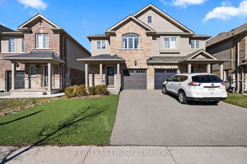 113 Echovalley Dr, Stoney Creek, ON, L8J0H1 | Card Image