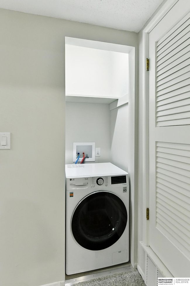 APT-124C - 12727 W Dodge Rd, Condo with 2 bedrooms, 2 bathrooms and 1 parking in Omaha NE | Image 17