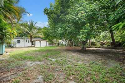 1003 Ne 115th St, House other with 3 bedrooms, 1 bathrooms and null parking in Biscayne Park FL | Image 3