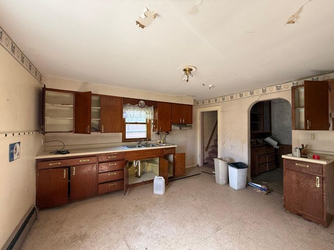 Large kitchen area to design! | Image 7