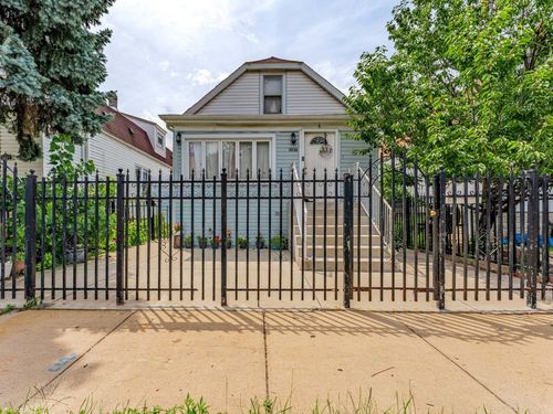 5730 S Washtenaw Ave, Chicago, IL, 60629-1044 | Card Image