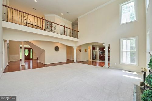 1130 Riva Ridge Dr, GREAT FALLS, VA, 22066-1612 | Card Image