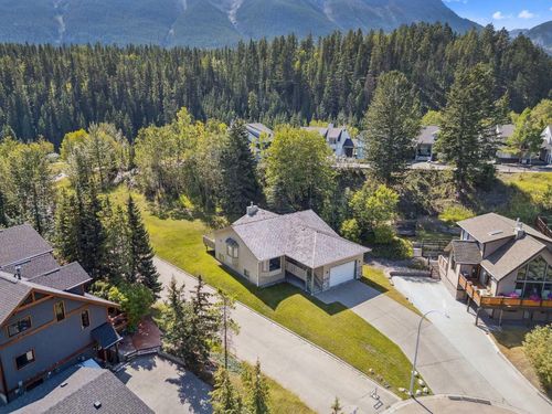 106 Rummel Pl, Canmore, AB, T1W2N4 | Card Image