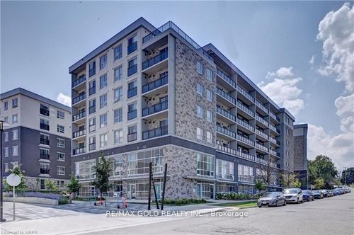 g304-275 Larch St, Waterloo, ON, N2L3R2 | Card Image
