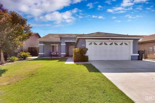 7210 Curacao Ct, Bakersfield, CA, 93307-5765 | Card Image